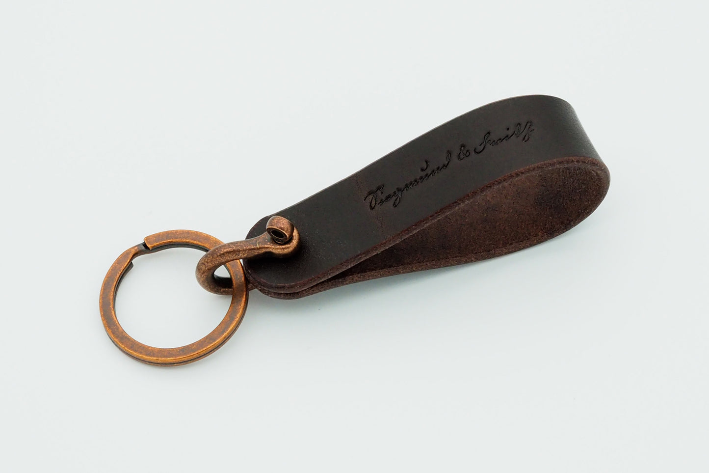 Schlüsselanhänger - Dunkelbraun / Alt-Kupfer